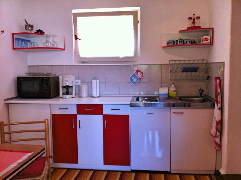 Villa Rose Apartment لوفغان الغرفة الصورة